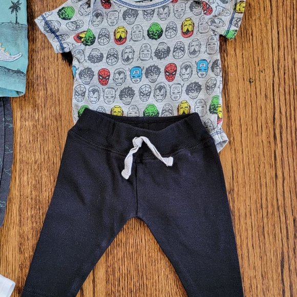 BOY NEWBORN & 0-3 TOPS & PANTS/SHORTS SETS OR SEPARATES 12pc LOT GREAT CONDITION - Picture 8 of 13